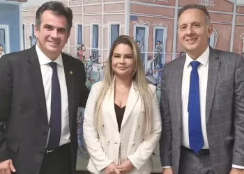 Prefeita de Conde anuncia filiação ao Partido Progressistas