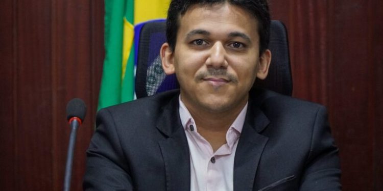 Presidente da Câmara de Santa Rita deixa grupo do prefeito Emerson Panta