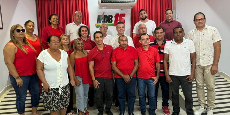 Veneziano recebe pré-candidatos do MDB à Câmara de Cabedelo e reforça compromisso com a pré-candidatura de André Coutinho a prefeito