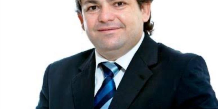 Presidente do Grupo Pau Brasil divide com seus colaboradores a conquista de maior grupo econômico da Paraíba, em 2023