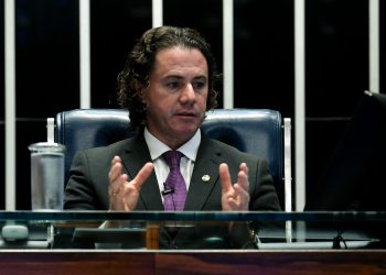 Presidente da Frente Parlamentar de Recursos Naturais e Energia, Veneziano será relator do Projeto do combustível do futuro