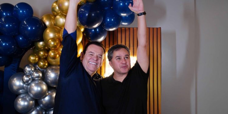 André Amaral parabeniza Efraim Filho por aniversário: “senador revelação do Brasil”
