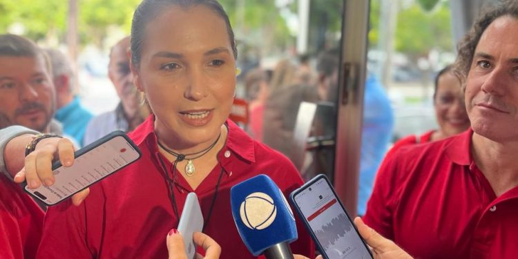 Sara Cabral comenta sobre expectativa para eleição em Bayeux: “já sou candidata”
