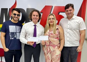 Ao lado de Veneziano e Taciano Diniz, Rúbia Matuto se filia ao MDB e confirma pré-candidatura à Prefeitura de Princesa Isabel