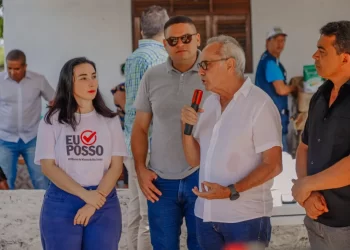 Prefeito entrega uma tonelada de sementes de milho a produtores da região de Gramame
