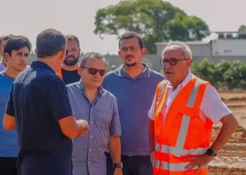 Cícero Lucena inspeciona obras da Orla Sul e projeta conclusão da primeira etapa para o mês de junho