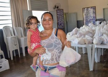Governo da Paraíba distribui mais de 28 toneladas de alimentos em oito cidades do Sertão