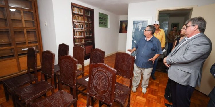 João Azevêdo participa de reabertura do Museu Casa de José Américo e destaca investimentos do Governo da Paraíba nos espaços da cultura