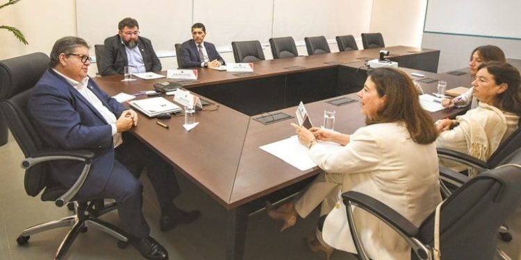 João Azevêdo recebe embaixadora da Espanha no Brasil e apresenta potencialidades e oportunidades de investimentos na Paraíba