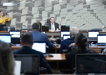 CAE debate abatimento das dívidas dos estados e municípios na terça