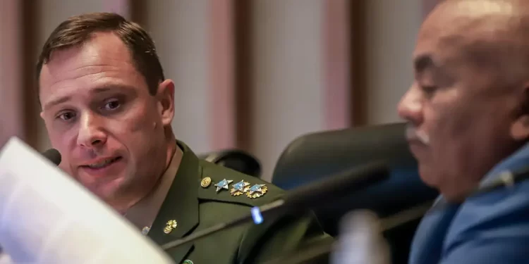 Cid não revela ao STF com quem conversou sobre PF e Moraes