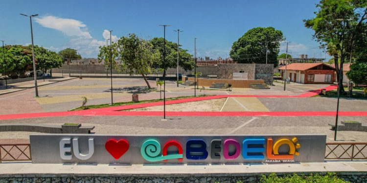 Prefeitura de Cabedelo entrega 1ª etapa da reforma do Parque Turístico do Jacaré