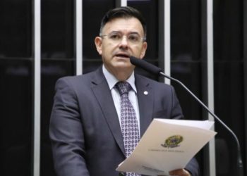 Raniery Paulino destaca responsabilidade fiscal e obras estruturantes do governo João Azevêdo em discurso
