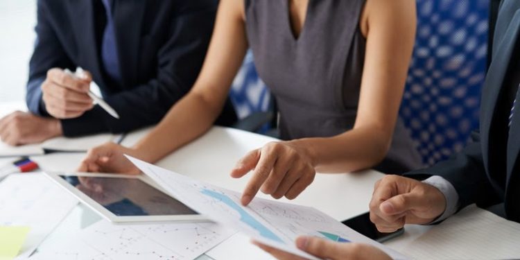 Mulheres ganham 14,8% a menos que os homens na Paraíba, revela 1º Relatório de Transparência Salarial