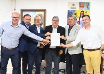 João Azevêdo autoriza novas obras de rodovias em várias cidades que totalizam investimentos de R$ 41,6 milhões