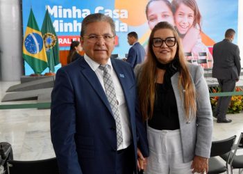 Adriano Galdino celebra avanços do Programa Minha Casa, Minha Vida em 22 cidades da Paraíba