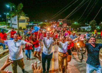 Lagoa de Dentro recebe pré-candidaturas de Camaf e Samuel Santiago em grande estilo
