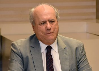 Senado aprova voto de aplauso a Ricardo Porto por posicionamento contra o racismo