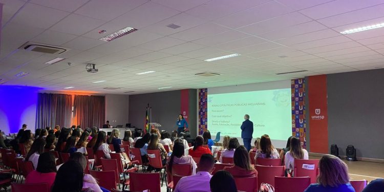 Diretor da Funjope leva experiência da Tardezinha Inclusiva para Congresso Paraibano de Autismo