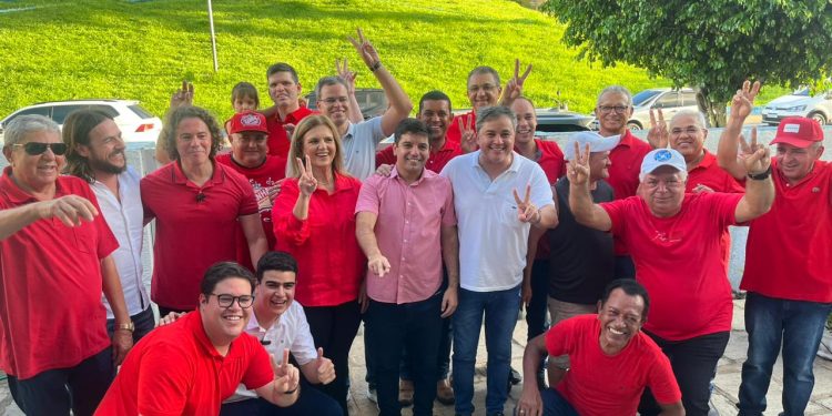 Com presenças de Veneziano e Efraim, MDB une as oposições e lança Ana Virgínia pré-candidata a Prefeita em Bananeiras