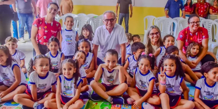 Cícero Lucena autoriza obras para reconstrução e ampliação do CMEI Maria Tereza de Souza Leite e anuncia aumento de vagas