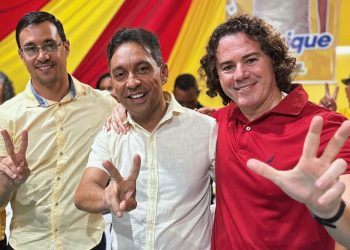 Em Areial, Veneziano participa de ato que sela união entre MDB e PSDB para chapa de Prefeito e Vice nas eleições deste ano