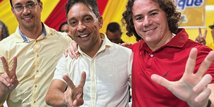 Em Areial, Veneziano participa de ato que sela união entre MDB e PSDB para chapa de Prefeito e Vice nas eleições deste ano