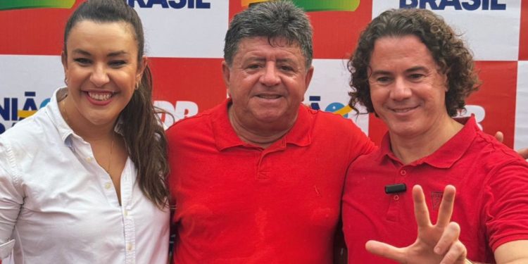 Veneziano participa de ato de lançamento da pré-candidatura à reeleição do Prefeito de Cuitegi, pelo MDB