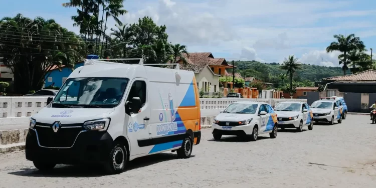 Prefeito de Bananeiras entrega 12 novos veículos e reforça a frota municipal