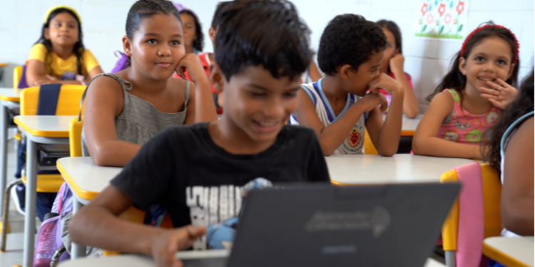 Rede básica de ensino na Baía da Traição agora tem computador e internet