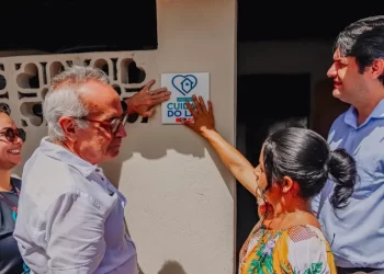 Cícero autoriza 2ª etapa do programa ‘Cuidar do Lar’, que beneficia famílias de baixa renda com reforma de casas