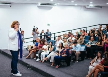 Em Fórum de Gestoras Públicas para Mulheres da PB, ministra da Mulher diz que enfrentar o feminicídio é a prioridade