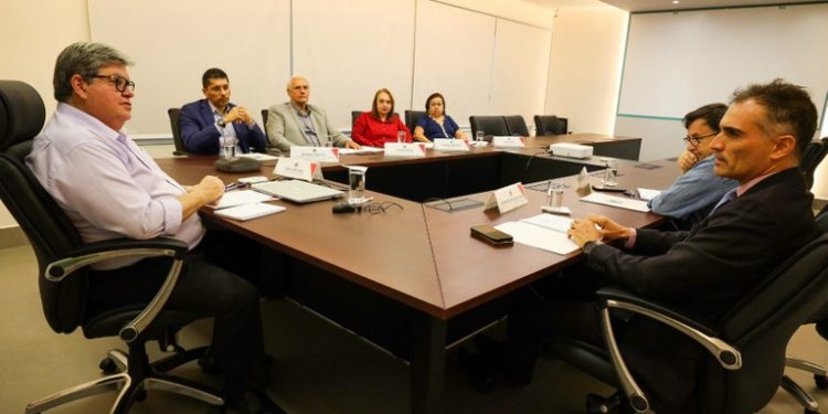 Governador destaca avanços do programa Paraíba Rural Sustentável e investimentos na agricultura familiar em reunião com o Banco Mundial