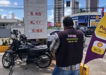 Procon-JP notifica 19 postos de combustíveis após denúncias de aumento indevido no preço da gasolina
