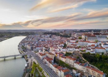 Senado assina acordo de cooperação técnica com foco na língua portuguesa