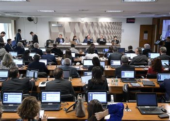 Juristas concluem anteprojeto de código civil; direito digital e de família têm inovações