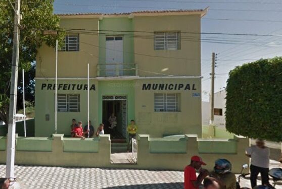 Ministério Público apura suspeita de irregularidades na compra de passagens aéreas pelo prefeito de Bonito de Santa Fé