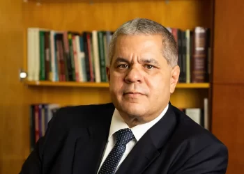 Lula indica advogado Antônio Fabrício Gonçalves para vaga no TST