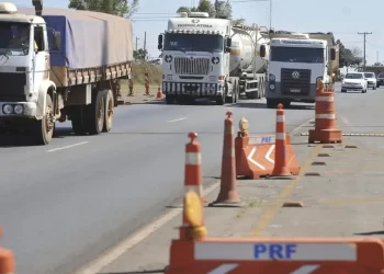 Motoristas das categorias C, D e E têm até 3ª feira para fazer exame