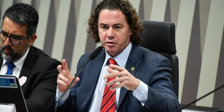 Relator do projeto dos ‘combustíveis do futuro’, Veneziano diz que audiência pública realizada nesta quinta irá “aperfeiçoar a matéria”
