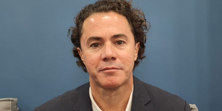 Veneziano é o nome com mais potencial de transferir votos para Bruno, em Campina Grande