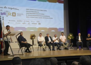Governador, prefeito e presidente da CMJP abrem Feira de Negócios Viva o Centro