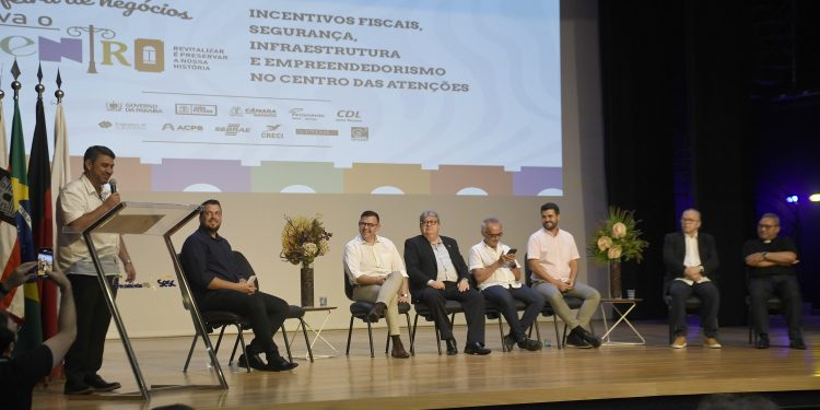 Governador, prefeito e presidente da CMJP abrem Feira de Negócios Viva o Centro
