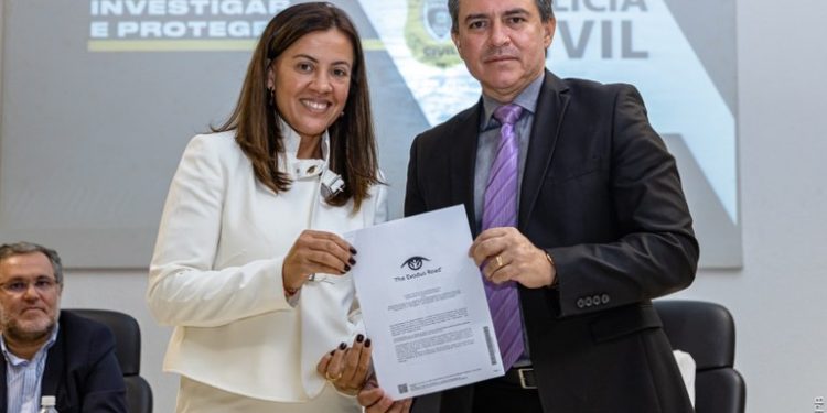 Paraíba firma acordo de cooperação com ONG The Exodus Road para fortalecer combate ao tráfico de pessoas
