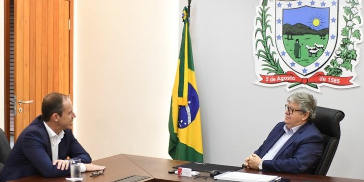 Governador recebe visita do presidente da ABDI e destaca potencialidades do estado