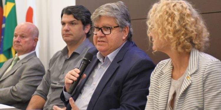 João Azevêdo abre Fórum de Internacionalização Paraíba-Alemanha e destaca investimentos em pesquisa