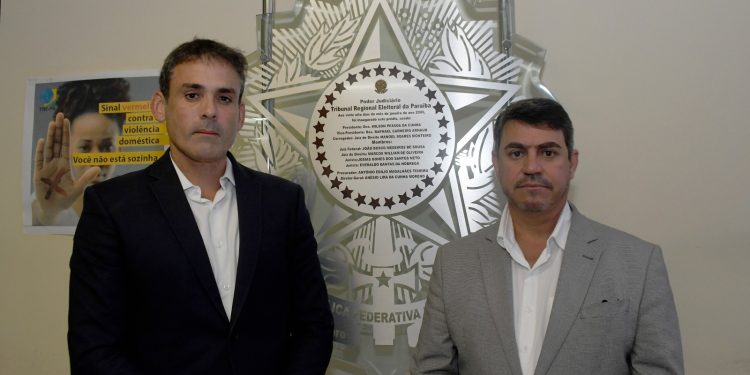 TRE-PB decidirá quem deve assumir vaga aberta na CMJP com falecimento do Professor Gabriel