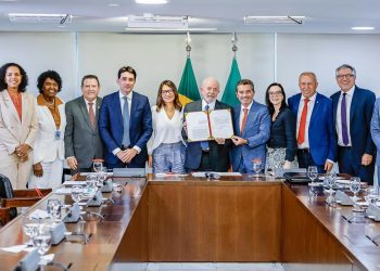 Lula sanciona lei de Vital Filho que dá prioridade no transporte a órgãos e tecidos para transplante