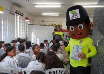 Projeto Guarda Mirim trabalha com alunos ações educativas para redução de sinistros de trânsito
