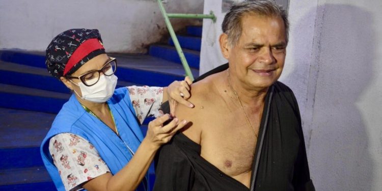 Campina Grande é a cidade que mais vacinou no Dia D de Vacinação da Influenza